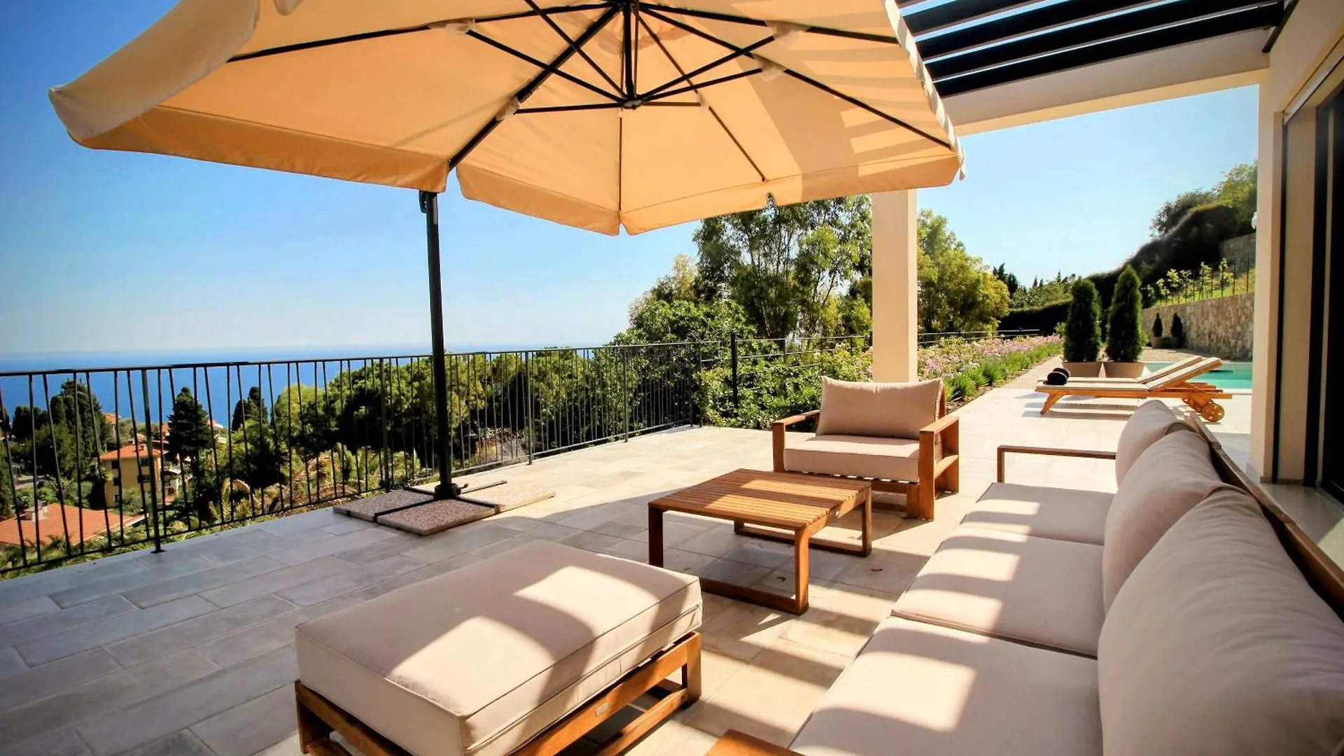 Petra Boutique Villa Bordighera
