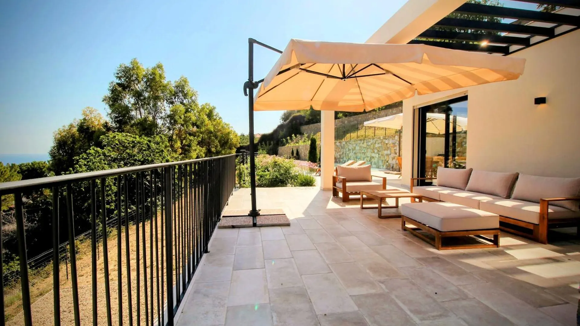 Petra Boutique Villa Bordighera Italy